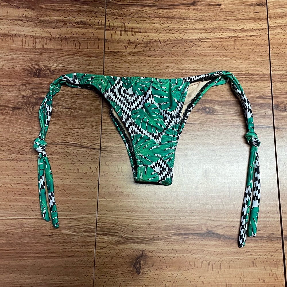 Green Leaf Print Brazilian Cheeky Bikini Bottom with Side Ties